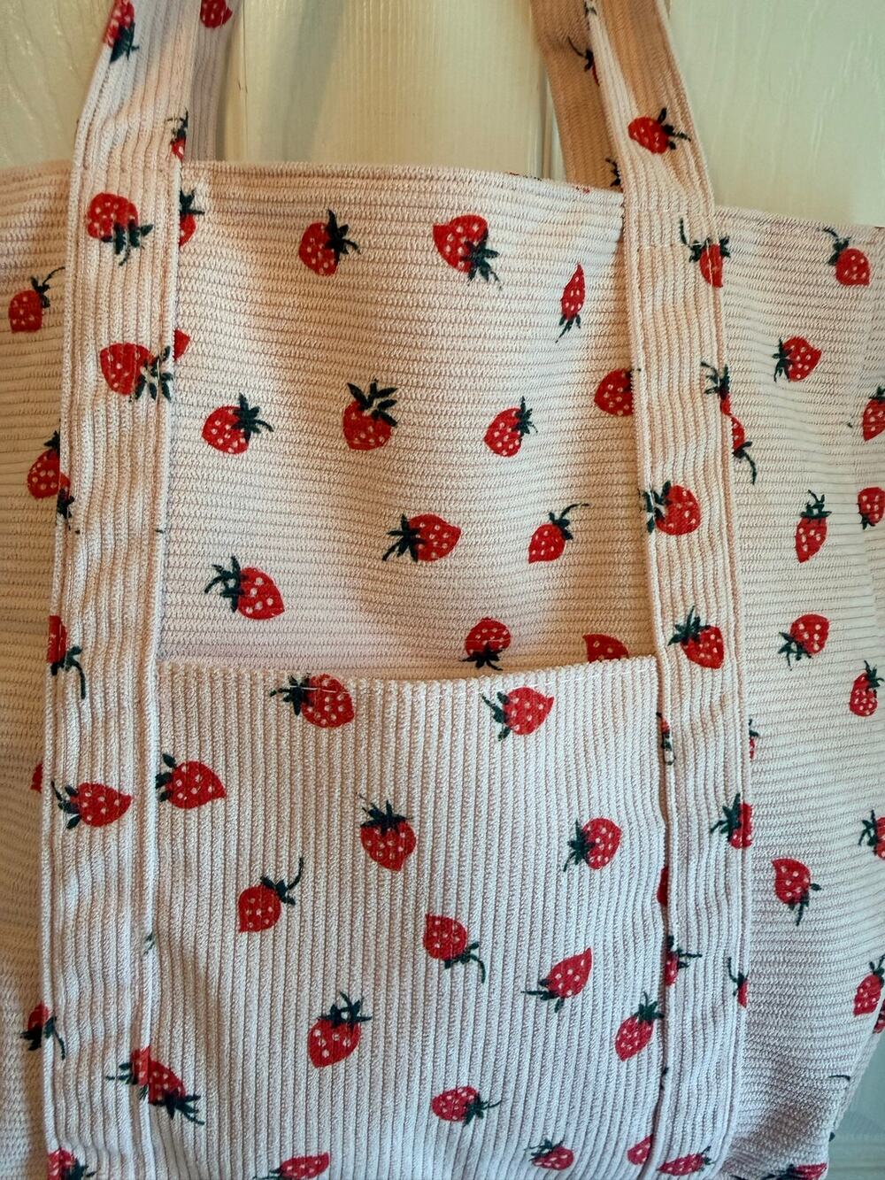 NWOT pink corduroy tote bag strawberry pattern, front pocket, zipper closure